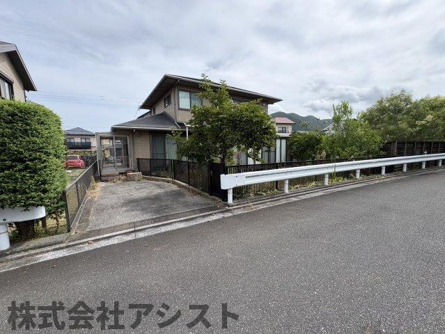 星ケ丘売戸建ての駐車場