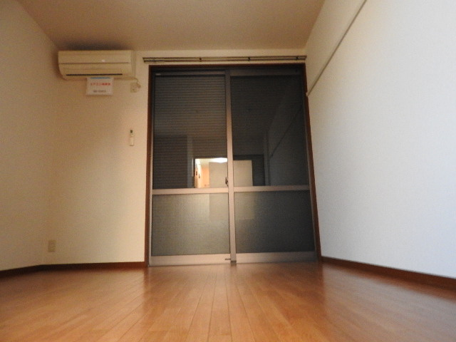 ラパエ西加瀬の洋室|他のお部屋の参考写真となります。