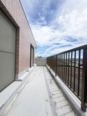 熊本市東区健軍３丁目の賃貸マンションのバルコニー|バルコニーがあります