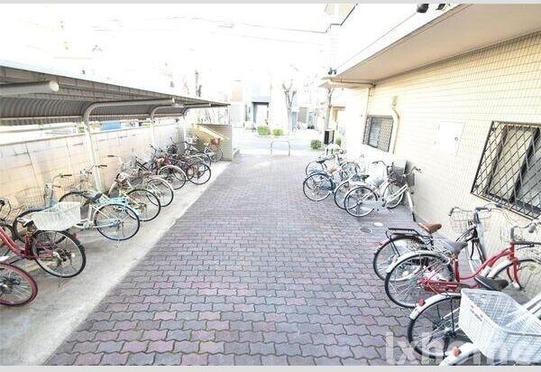 フローエンス吉田Ⅱの展望|ゆとりのあるロビーです