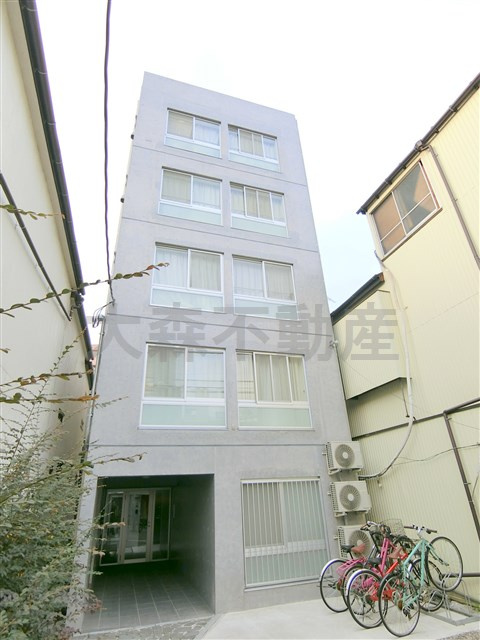 トレスコート大森山王の外観