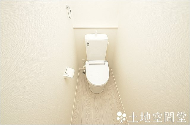 八幡西区下上津役3丁目3期のトイレ|2階トイレ