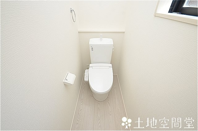 八幡西区下上津役3丁目3期のトイレ