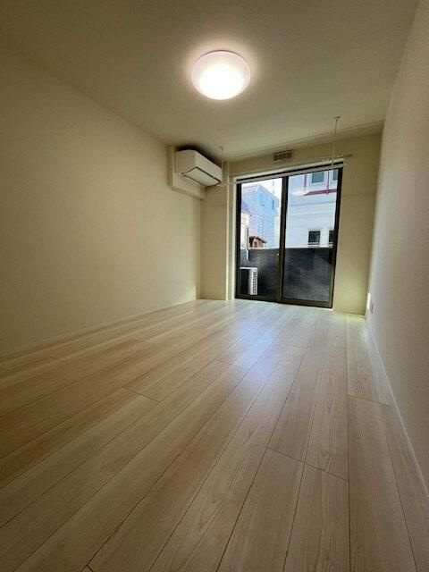 エリシアン三軒茶屋の居間・リビング