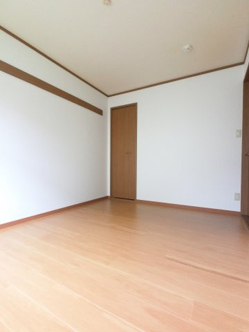 【寝室】