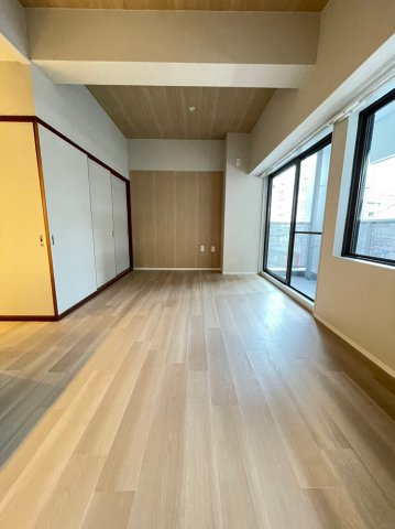 大阪市城東区中央２丁目の賃貸マンションの寝室