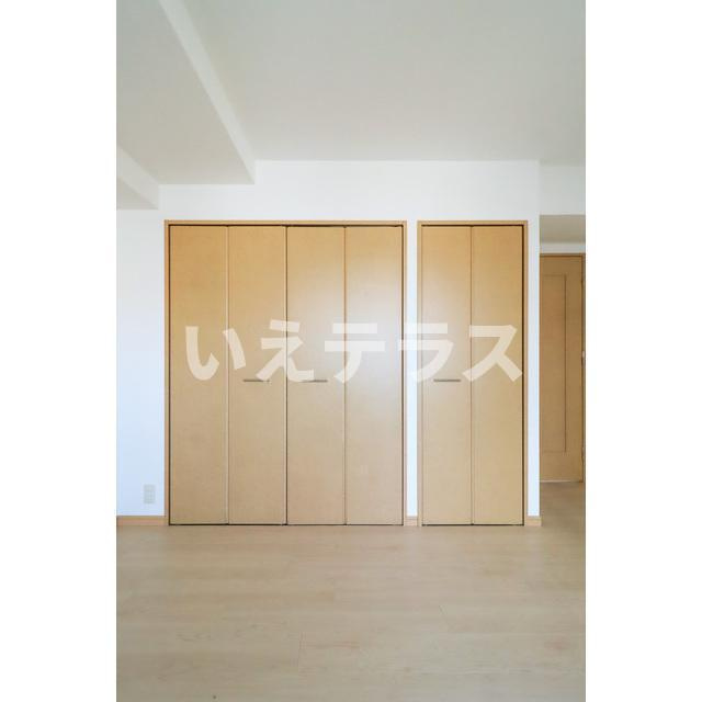 ロイヤルヒル神戸三ノ宮Ⅱの収納