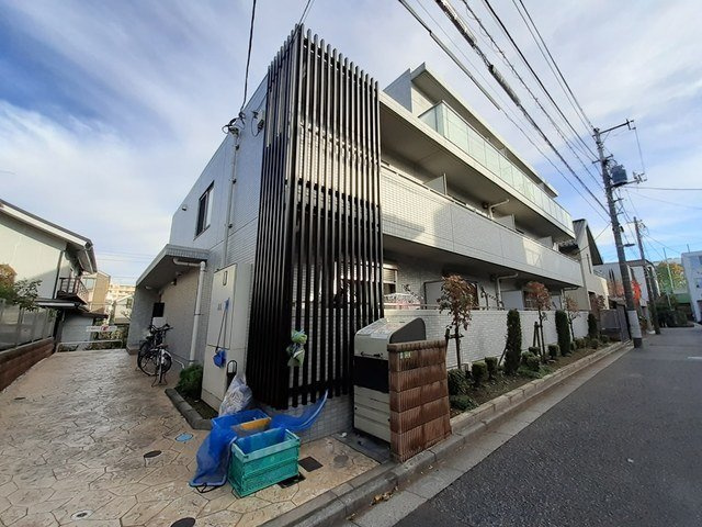 ウイステリア関口