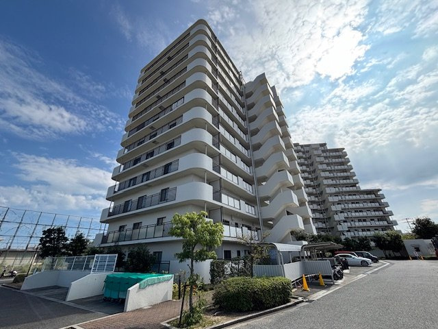 ファミール西神戸の外観