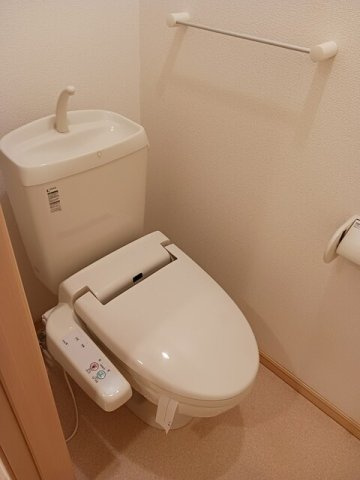 プレアヴェニューＤのトイレ|ゆったりとした空間のトイレです