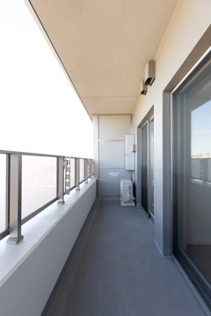 オアーゼ新宿西落合レジデンスのバルコニー|※写真は同タイプ住戸です。