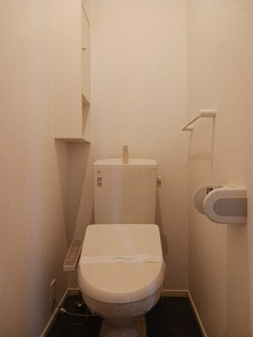 サクラガーデンのトイレ|シンプルで使いやすいトイレです