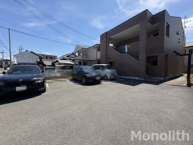 COMFORT額原の駐車場