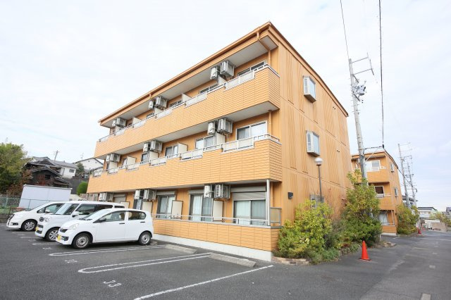 ユースハイムマルユウの駐車場