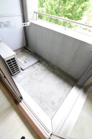 【バルコニー】 | キャピトル新町南公園