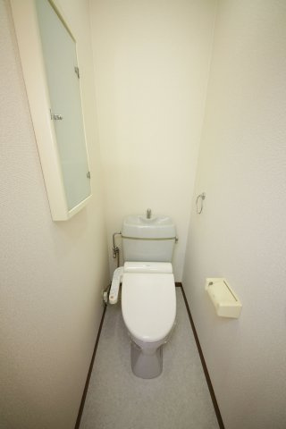 HIIRAGI神田町のトイレ