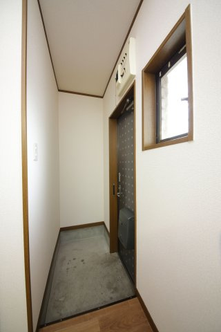HIIRAGI神田町の玄関