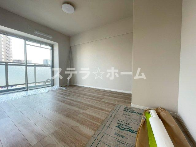 大阪市旭区新森１丁目の中古マンションの洋室|きれいな洋室です