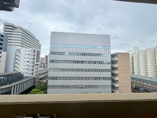 エレーヌ十三の展望
