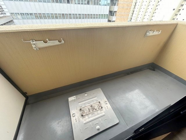 エレーヌ十三のバルコニー