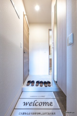 セルメイユールの玄関
