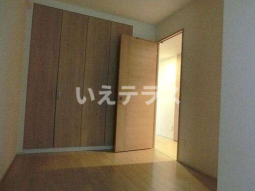 ワコーレシティ神戸三宮の収納|洋室約5.5畳※内装工事完了後2026年6月の写真