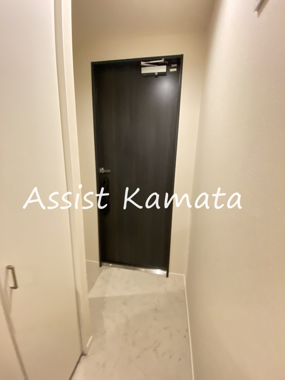 ＴＲＩＳＱＵＡＲＥ北糀谷(トライスクエア)の玄関