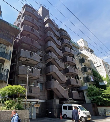 グラン・アコール　6階　角　部屋　リ　フォーム済の外観