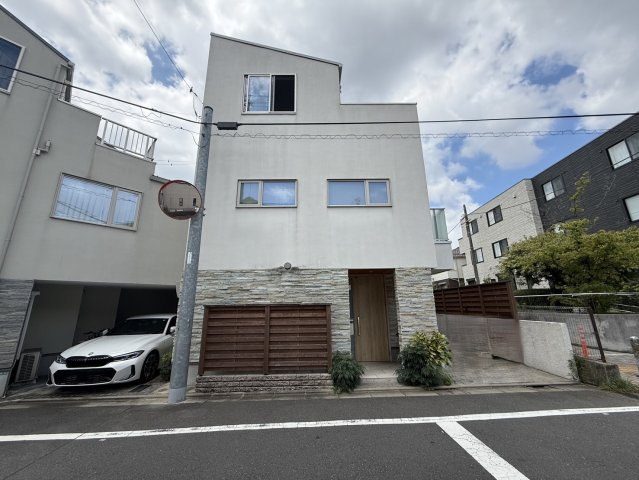 【外観】 | ご自宅から現地まで、当社スタッフがお車にて、「お迎え・お送り」をしております。ぜひお気軽にお問い合わせくださいませ♪