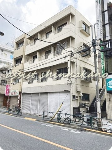 和幸マンションのエントランス