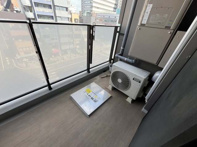 【バルコニー】