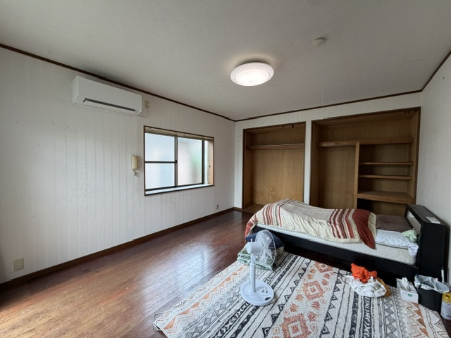 中古：若葉町64号4番地2の洋室