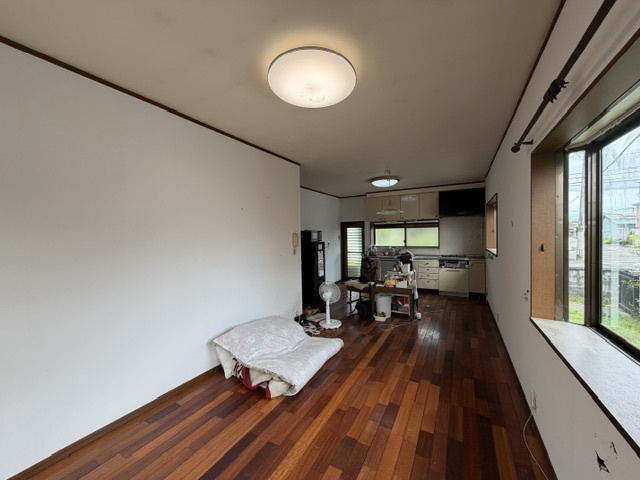 中古：若葉町64号4番地2の居間・リビング