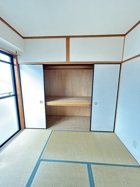 フュテュール尼崎の和室