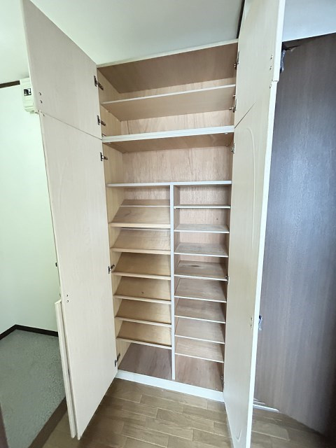 フュテュール尼崎の収納