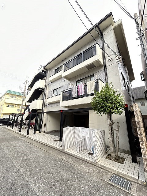 フュテュール尼崎の外観