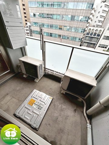 カナン　クロエ　門前仲町のバルコニー