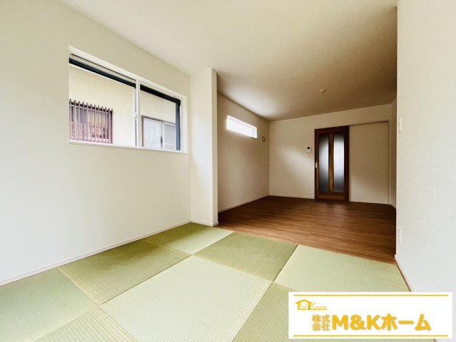 知多市南粕谷3丁目　全1棟の和室|タタミコーナーあり！！