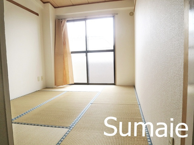 ラポール５番館の寝室|日当たり良好な和室です！
