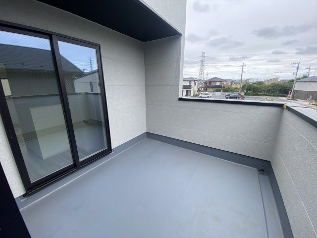 所沢市上安松14期　新築2棟のバルコニー