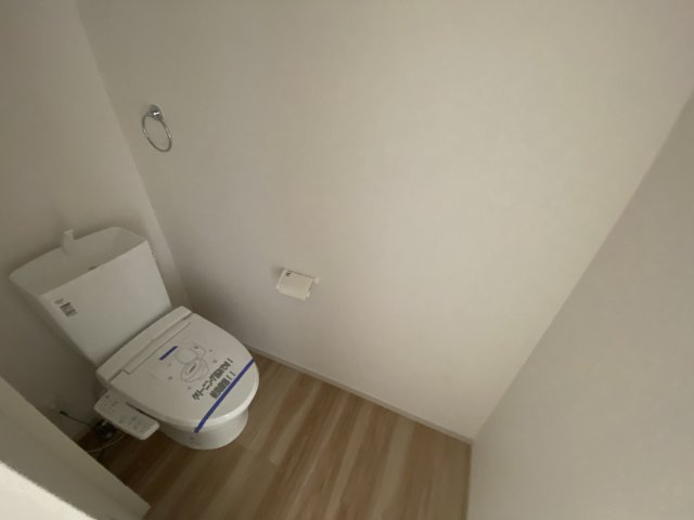 所沢市上安松14期　新築2棟のトイレ
