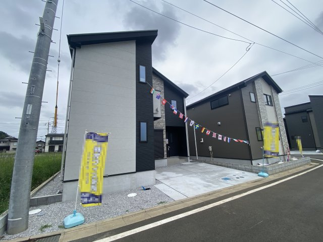 所沢市上安松14期　新築2棟の前面道路含む現地写真