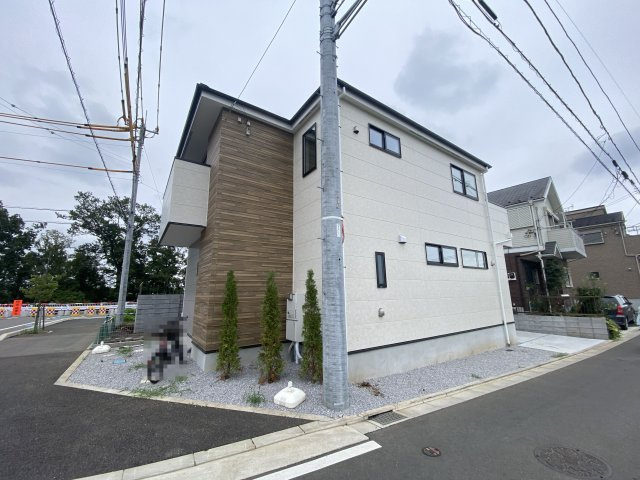 所沢市上安松13期の前面道路含む現地写真
