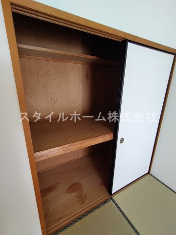 クレストパレス学園前の収納|カースペースがあります