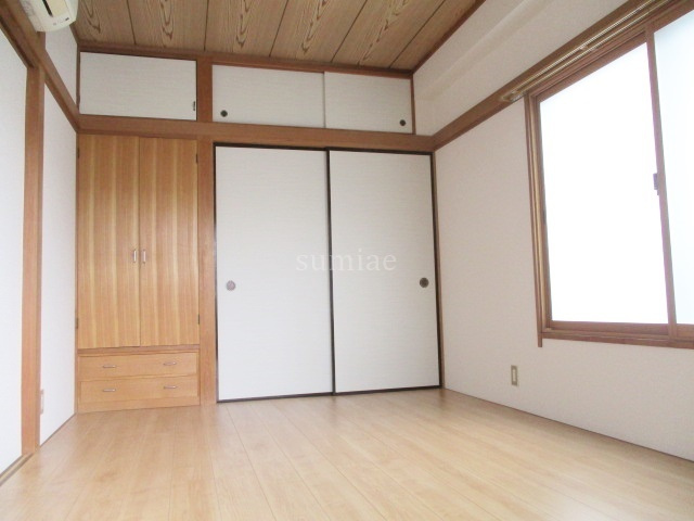 北赤羽マンションの寝室|寝室としても使える居室です☆