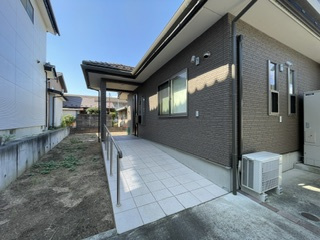【玄関】 | 福島市堀川町　中古住宅（Z）
