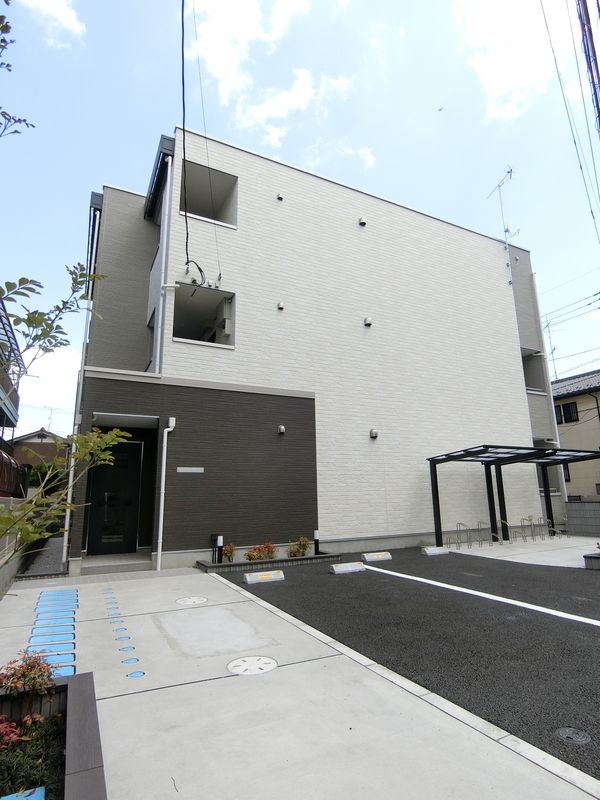 新座市栗原４丁目のアパートの外観