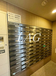 【その他共用部分】 | エフローレ日本橋 | 集合ポストです。