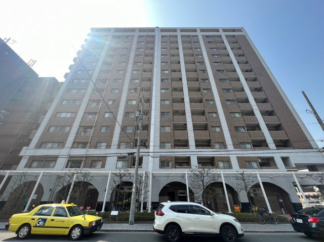 グレンパーク梅田北の外観