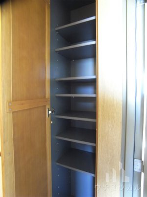 文京区本郷２丁目の賃貸マンションの玄関